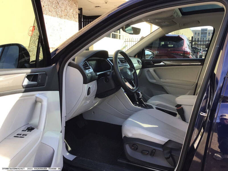 2023 Volkswagen Tiguan SE