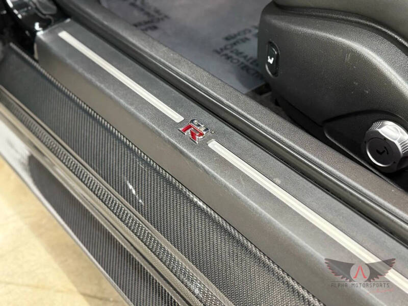 2010 Nissan GT-R Premium