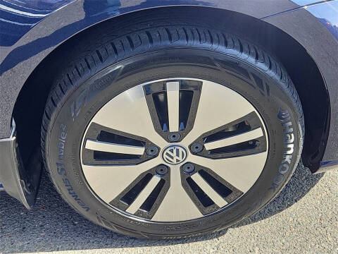 2016 Volkswagen e-Golf SE