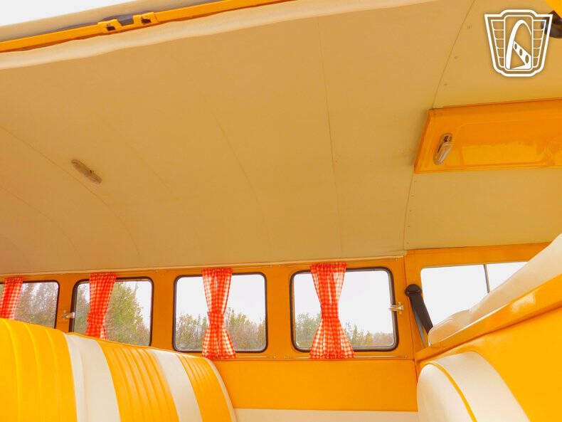 1975 Volkswagen Type 2