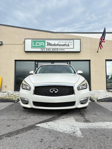 2015 Infiniti Q70 3.7