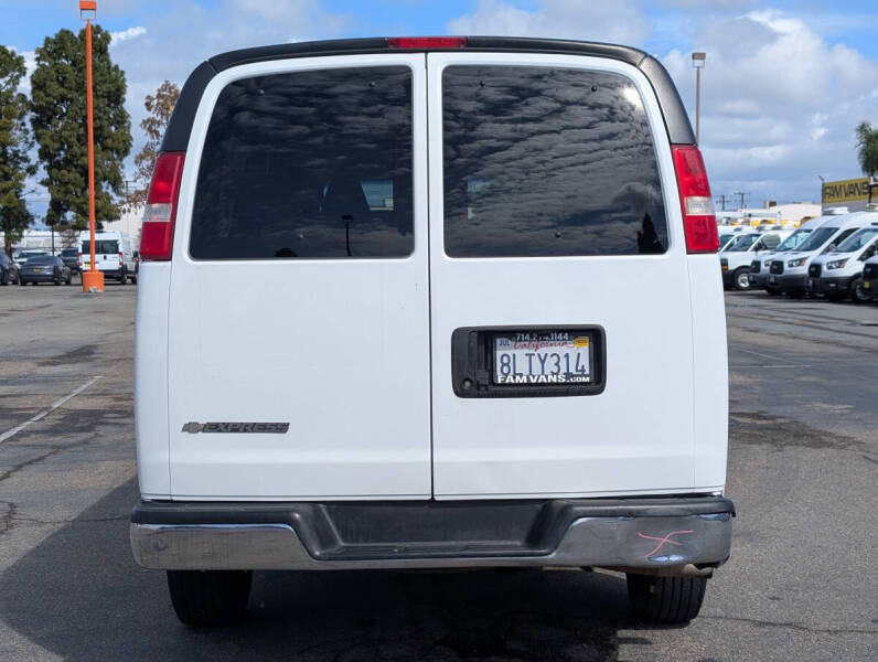 2018 Chevrolet Express LT 3500