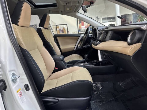 2016 Toyota RAV4 XLE