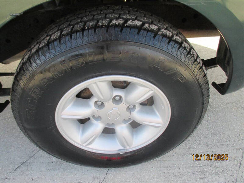 2001 Nissan Frontier XE