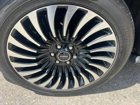 2019 Lincoln Navigator Black Label