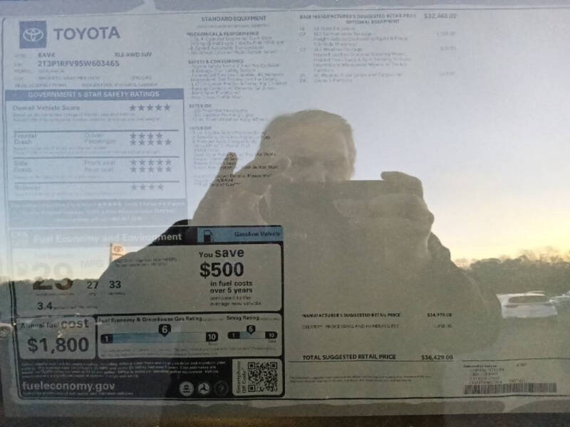 2025 Toyota RAV4 XLE