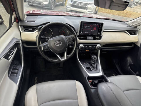 2019 Toyota RAV4 XLE Premium