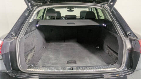 2021 Audi e-tron quattro Premium