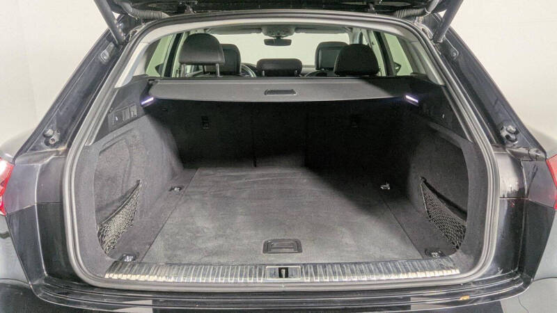 2021 Audi e-tron quattro Premium