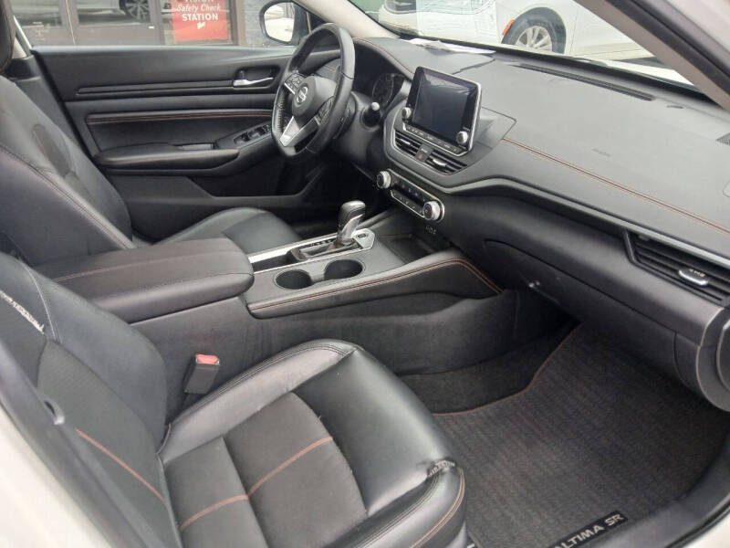 2020 Nissan Altima 2.5 SR