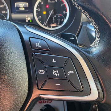 2017 Infiniti QX30 Premium