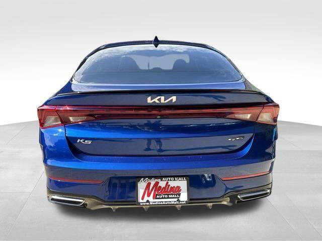 2022 Kia K5