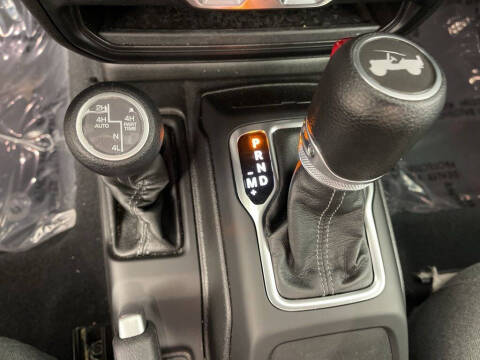 2024 Jeep Wrangler Sahara 4xe