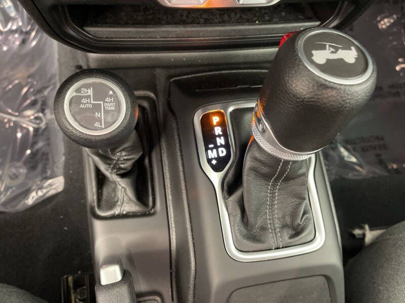 2024 Jeep Wrangler Sahara 4xe