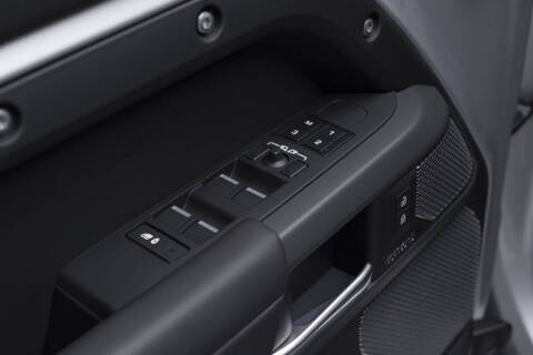 2024 Land Rover Defender 110 P400 X