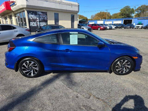 2017 Honda Civic LX-P