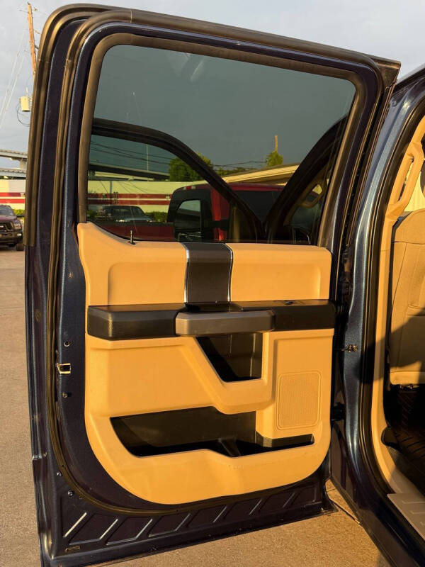 2017 Ford F-350 Super Duty XLT