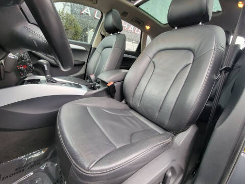 2012 Audi Q5 3.2 quattro Premium Plus