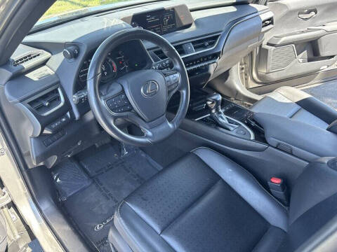 2020 Lexus UX 200