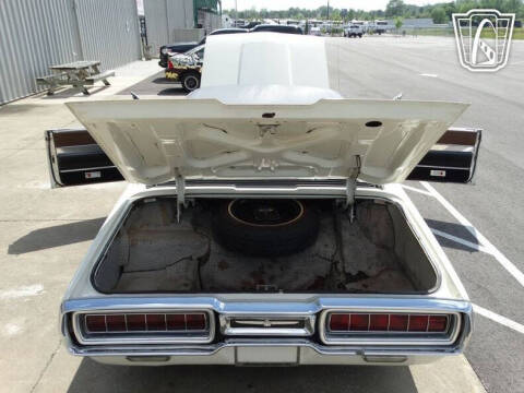 1965 Ford Thunderbird