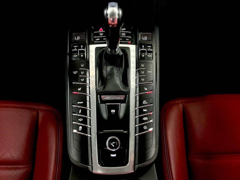 2018 Porsche Macan GTS