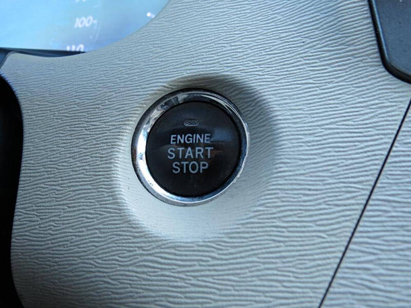 2013 Toyota Sienna Limited 7-Passenger