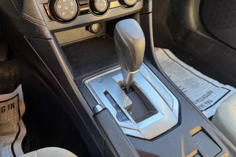 2017 Subaru Impreza 2.0i