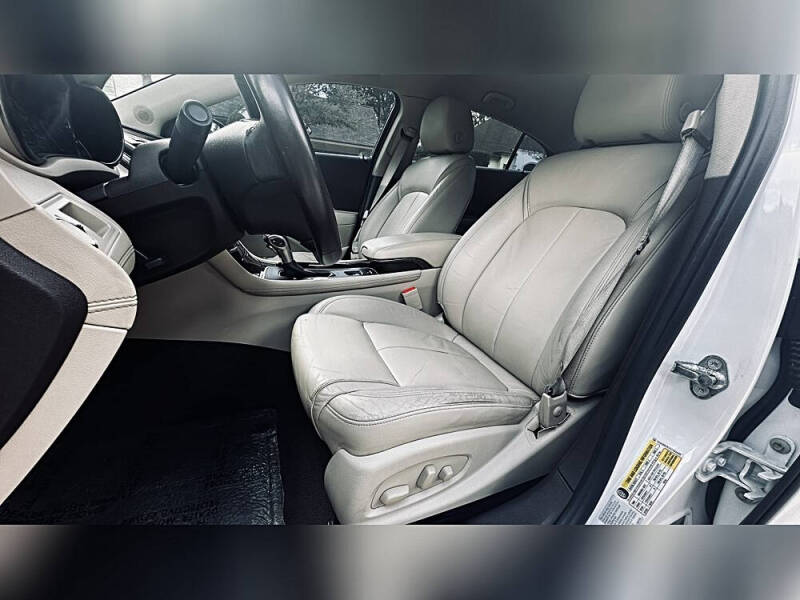 2017 Buick LaCrosse Essence