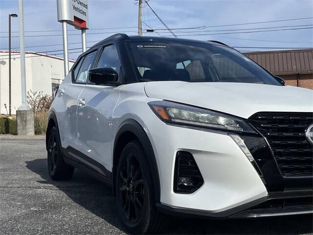 2024 Nissan Kicks SR