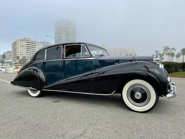 1952 Rolls-Royce Silver Wraith