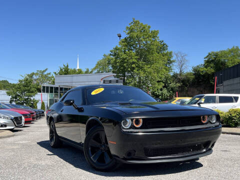 2015 Dodge Challenger SXT Plus