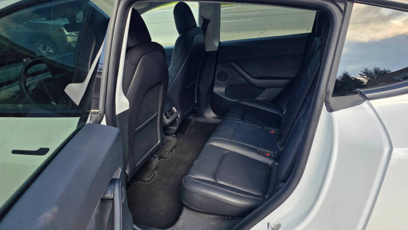 2022 Tesla Model Y Long Range