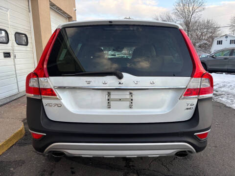 2015 Volvo XC70 T6