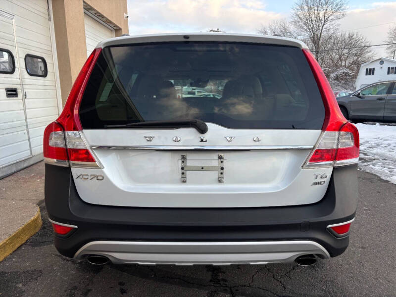 2015 Volvo XC70 T6