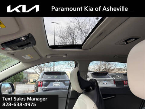 2025 Kia Niro EX Touring