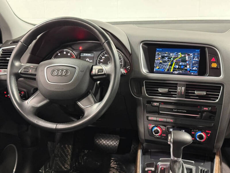 2016 Audi Q5 2.0T quattro Premium Plus