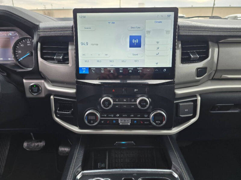 2023 Ford Expedition MAX XLT