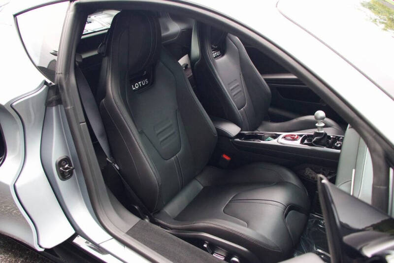 2025 Lotus Emira V6 Base