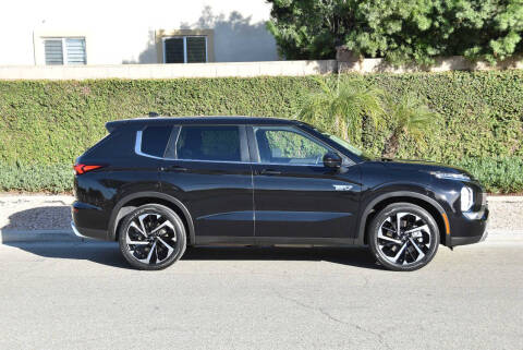 2023 Mitsubishi Outlander PHEV SE