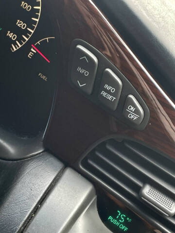 2004 Cadillac DeVille DTS