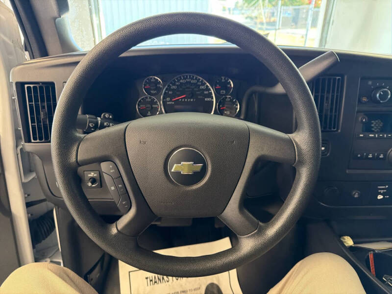 2024 Chevrolet Express 2500
