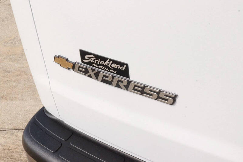 2026 Chevrolet Express 2500
