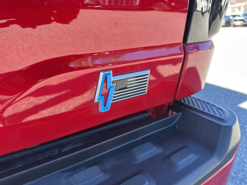 2022 Ford F-150 Lightning XLT