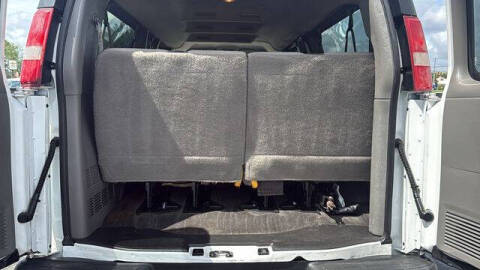 2017 Chevrolet Express LT 3500