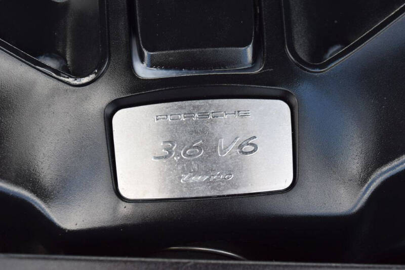 2015 Porsche Macan Turbo