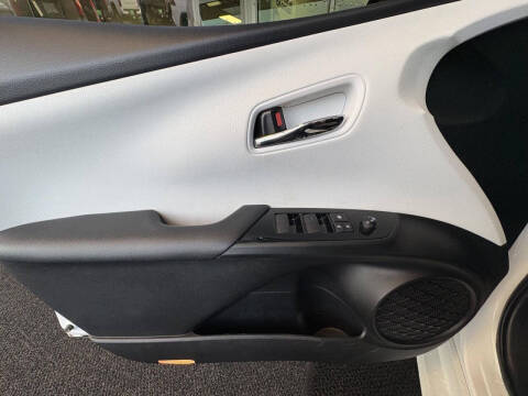 2022 Toyota Prius XLE AWD-e