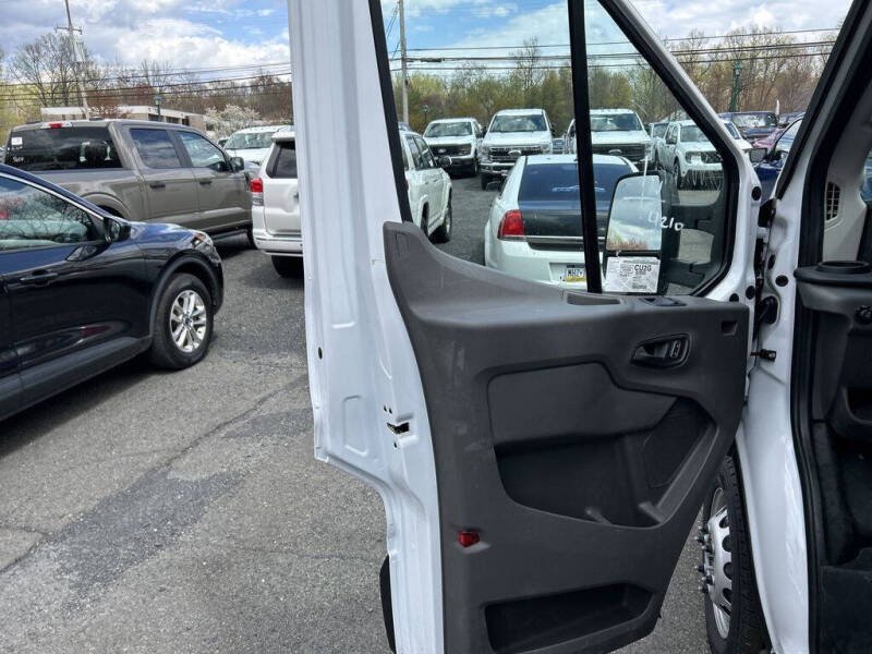 2025 Ford Transit