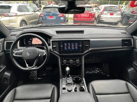 2020 Volkswagen Atlas Cross Sport V6 SEL 4Motion