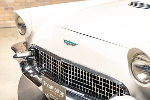 1957 Ford Thunderbird