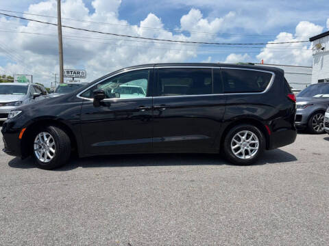 2023 Chrysler Pacifica Touring L